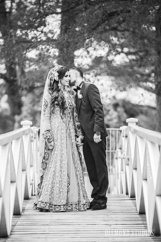 bengali wedding couple